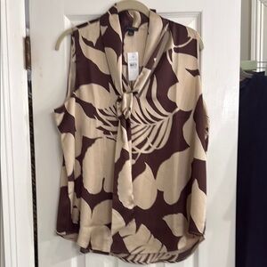 Ann Taylor Brown and Red Sleeveless Tie Front Blouse
